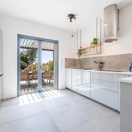 Holiday home Cremat - Contemporaine - Piscine - Climatisation Nice