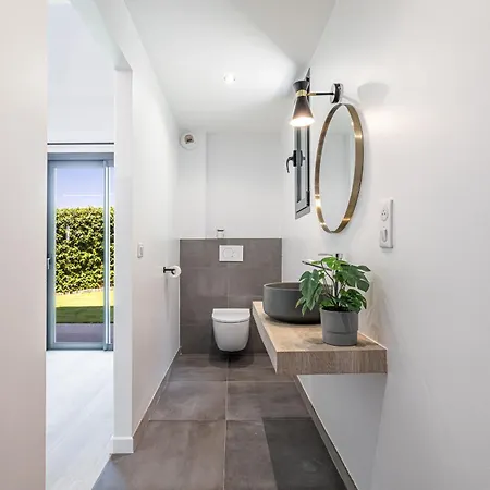 Cremat - Contemporaine - Piscine - Climatisation Holiday home *